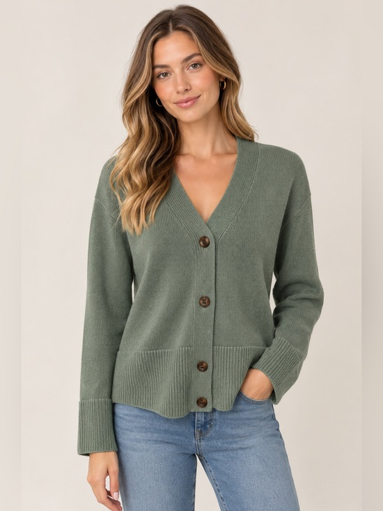 Vince Sweaters - NWT Vince Green V-Neck Button Cardigan Size Small